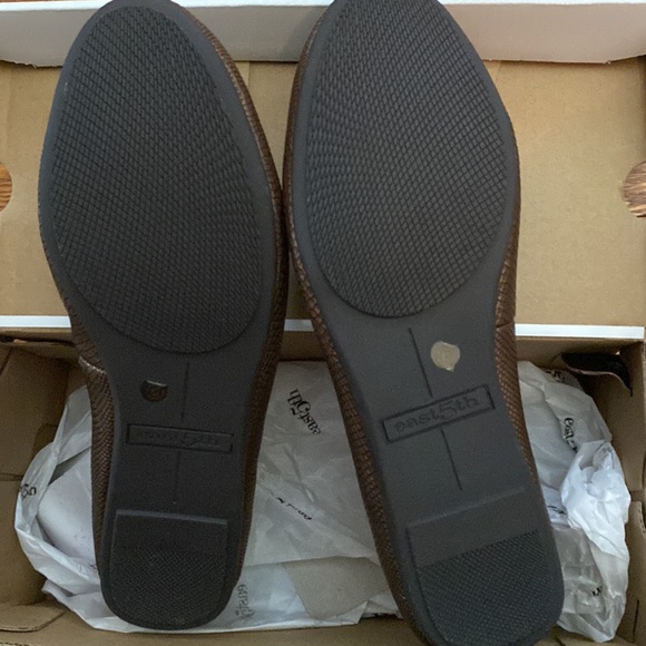 Bronze Women’s Flex Form loafer shoe - Picture 3 of 5